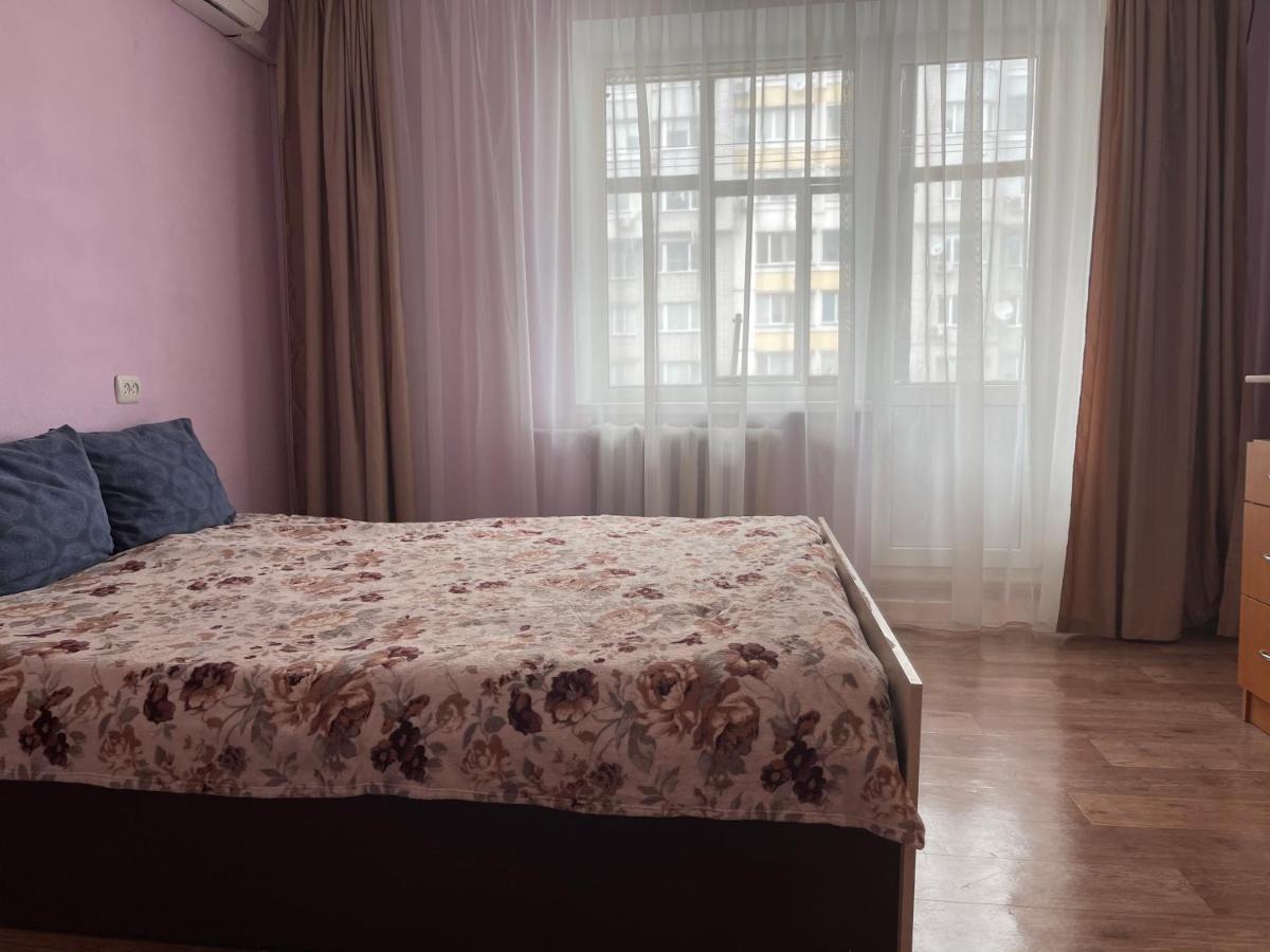 Апартаменты На Гоголя,460 Čerkasy Esterno foto