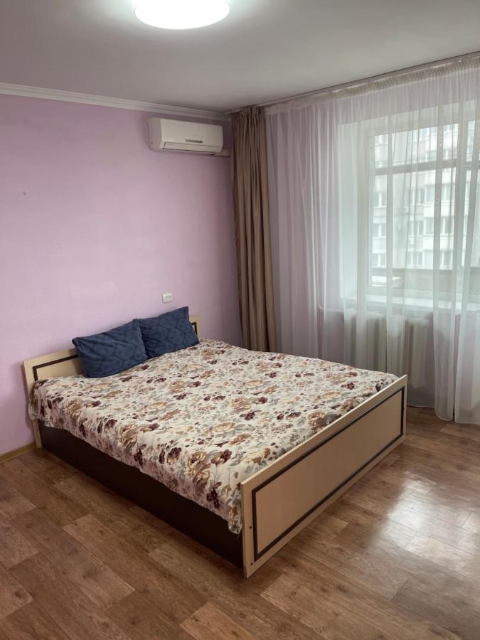 Апартаменты На Гоголя,460 Čerkasy Esterno foto